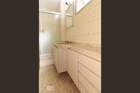 Apartamento para alugar com 117m², 3 quartos e 2 vagas Apartamento para alugar com 117m², 3 quartos e 2 vagasSuíte - Banheiro