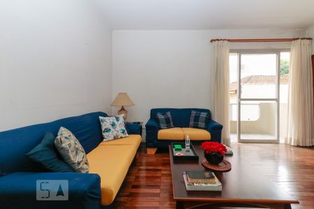 Apartamento para alugar com 117m², 3 quartos e 2 vagas Apartamento para alugar com 117m², 3 quartos e 2 vagasSala