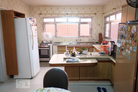 Cozinha de casa à venda com 4 quartos, 156m² em Vila Granada, São Paulo