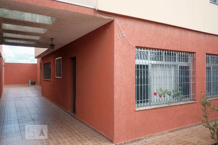 Garagem de casa à venda com 4 quartos, 156m² em Vila Granada, São Paulo