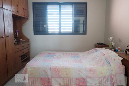 Suíte de casa à venda com 4 quartos, 156m² em Vila Granada, São Paulo