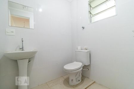Banheiro de apartamento para alugar com 2 quartos, 41m² em Pinheiros, São Paulo