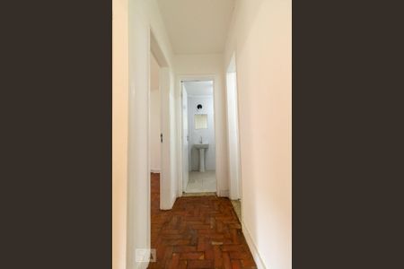Corredor de apartamento para alugar com 2 quartos, 41m² em Pinheiros, São Paulo