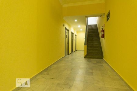 Hall de apartamento para alugar com 2 quartos, 41m² em Pinheiros, São Paulo