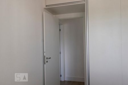Apartamento para alugar com 78m², 2 quartos e 2 vagasQuarto 2 - Armários