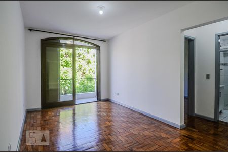 Sala de apartamento à venda com 1 quarto, 61m² em Petrópolis, Porto Alegre