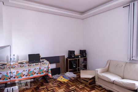 Sala de apartamento para alugar com 3 quartos, 78m² em Padre Eustáquio, Belo Horizonte