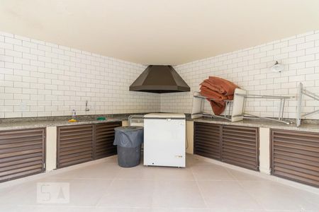 Apartamento à venda com 225m², 4 quartos e 3 vagasÁrea comum - Churrasqueira