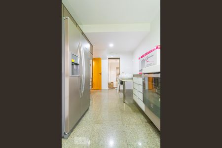 Apartamento à venda com 225m², 4 quartos e 3 vagasCozinha