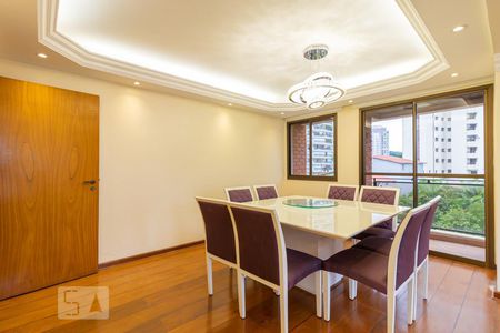 Apartamento à venda com 225m², 4 quartos e 3 vagasSala de Jantar