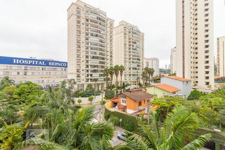 Apartamento à venda com 225m², 4 quartos e 3 vagasVista Sacada Quarto 4