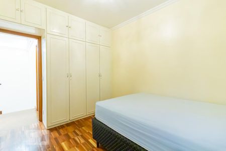 Apartamento à venda com 225m², 4 quartos e 3 vagasQuarto 3
