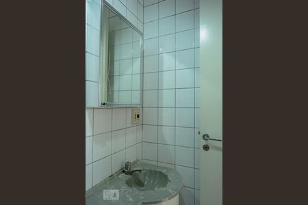 Apartamento à venda com 67m², 3 quartos e 1 vaga Apartamento à venda com 67m², 3 quartos e 1 vagaBanheiro