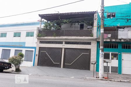 Casa para alugar com 45m², 2 quartos e sem vagaFachada