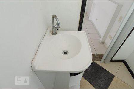 Casa para alugar com 45m², 2 quartos e sem vagaBanheiro da suíte