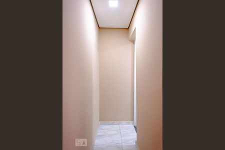 Casa à venda com 126m², 2 quartos e 2 vagas Casa à venda com 126m², 2 quartos e 2 vagasCorredor