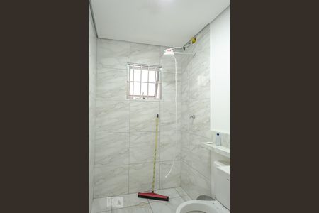 Casa à venda com 126m², 2 quartos e 2 vagas Casa à venda com 126m², 2 quartos e 2 vagasBanheiro