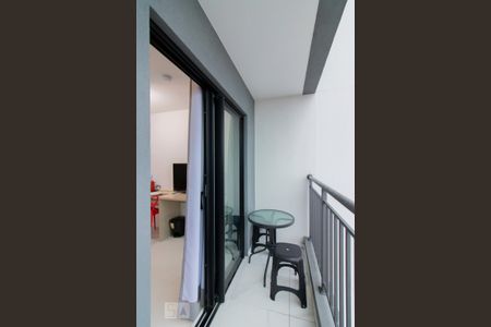 Studio para alugar com 26m², 1 quarto e sem vaga Studio para alugar com 26m², 1 quarto e sem vagaVaranda Studio