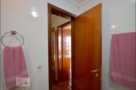 Apartamento à venda com 115m², 3 quartos e 3 vagas Apartamento à venda com 115m², 3 quartos e 3 vagasBanheiro Social