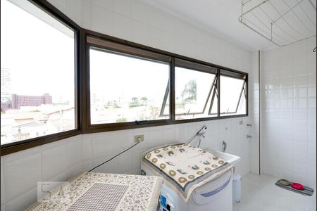 Apartamento à venda com 115m², 3 quartos e 3 vagas Apartamento à venda com 115m², 3 quartos e 3 vagasArea de Serviço