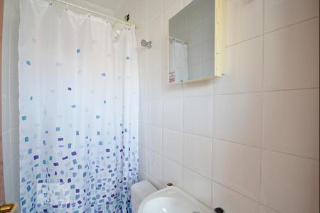 Apartamento à venda com 115m², 3 quartos e 3 vagas Apartamento à venda com 115m², 3 quartos e 3 vagasBanheiro de Serviço