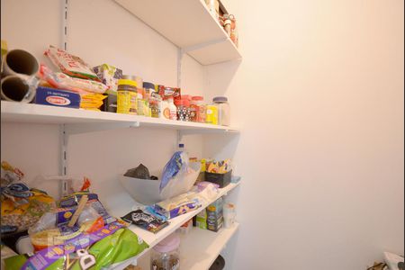 Apartamento à venda com 115m², 3 quartos e 3 vagas Apartamento à venda com 115m², 3 quartos e 3 vagasDeposito