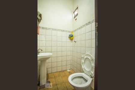 Casa à venda com 269m², 3 quartos e sem vagaLavabo