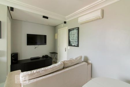 Sala de kitnet/studio para alugar com 1 quarto, 36m² em Vila Nova Conceição, São Paulo