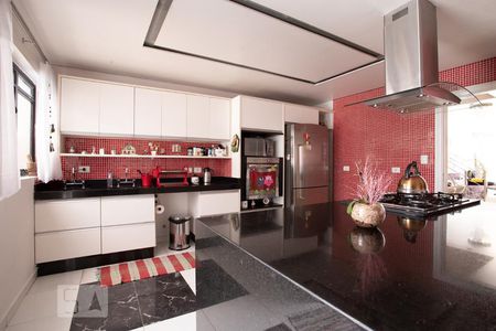 Casa à venda com 312m², 6 quartos e 3 vagasCozinha