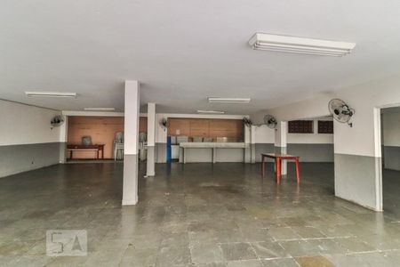 Apartamento à venda com 48m², 2 quartos e 1 vaga Apartamento à venda com 48m², 2 quartos e 1 vagaSalão de Festas