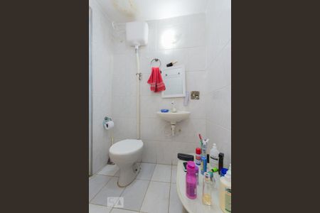 Apartamento à venda com 48m², 2 quartos e 1 vaga Apartamento à venda com 48m², 2 quartos e 1 vagaBanheiro
