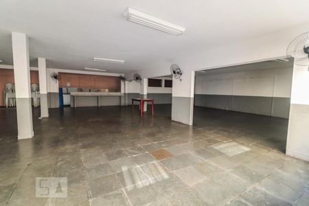 Apartamento à venda com 48m², 2 quartos e 1 vaga Apartamento à venda com 48m², 2 quartos e 1 vagaSalão de Festas