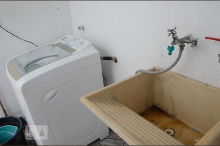 Casa à venda com 130m², 3 quartos e 4 vagasDetalhe da area de serviço