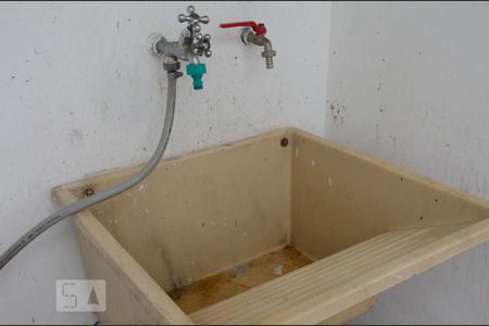 Casa à venda com 130m², 3 quartos e 4 vagasDetalhe da area de serviço