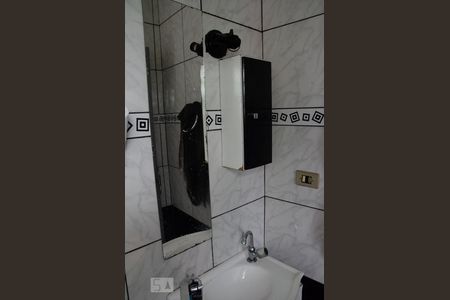 Casa à venda com 130m², 3 quartos e 4 vagasBanheiro da Suíte