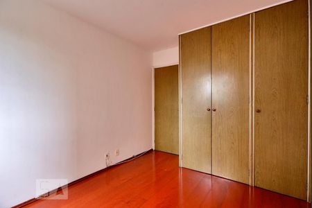 Apartamento à venda com 98m², 3 quartos e 1 vagaQuarto