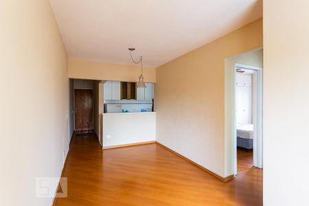 Sala de apartamento para alugar com 2 quartos, 58m² em Vila Lageado, São Paulo