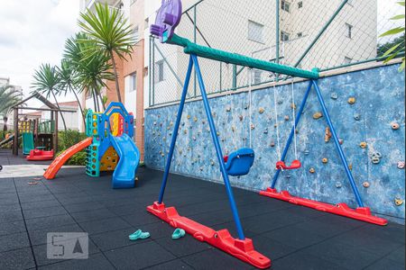 Apartamento para alugar com 75m², 3 quartos e 1 vaga Apartamento para alugar com 75m², 3 quartos e 1 vagaPlayground