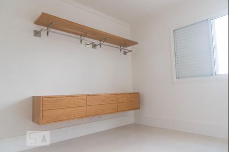 Apartamento para alugar com 75m², 3 quartos e 1 vaga Apartamento para alugar com 75m², 3 quartos e 1 vagaSuíte