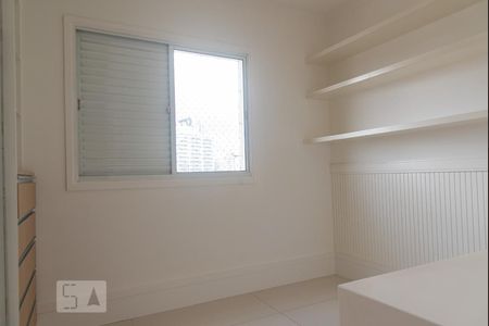 Quarto 1 de apartamento para alugar com 3 quartos, 75m² em Vila Firmiano Pinto, São Paulo