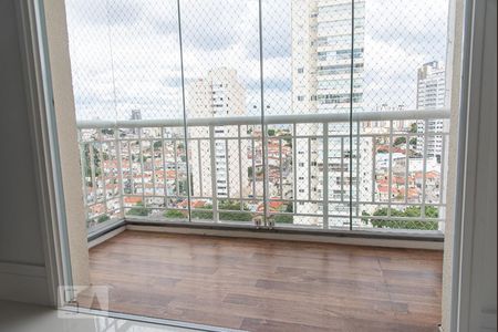 Varanda de apartamento para alugar com 3 quartos, 75m² em Vila Firmiano Pinto, São Paulo