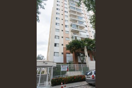 Apartamento para alugar com 75m², 3 quartos e 1 vaga Apartamento para alugar com 75m², 3 quartos e 1 vagaFachada