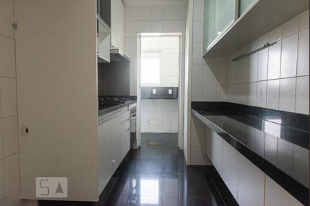 Apartamento para alugar com 75m², 3 quartos e 1 vaga Apartamento para alugar com 75m², 3 quartos e 1 vagaCozinha
