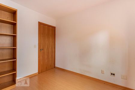 Quarto de apartamento à venda com 2 quartos, 79m² em Petrópolis, Porto Alegre