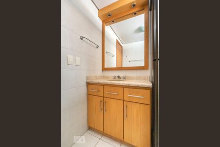 Apartamento à venda com 79m², 2 quartos e 1 vagaBanheiro da Suíte