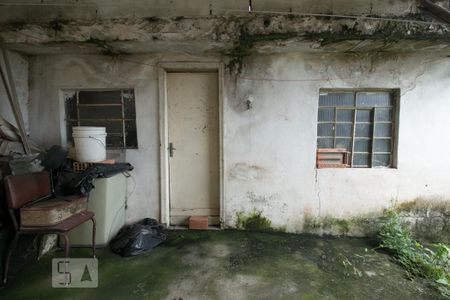 Casa à venda com 150m², 2 quartos e 1 vaga Casa à venda com 150m², 2 quartos e 1 vagaEntrada