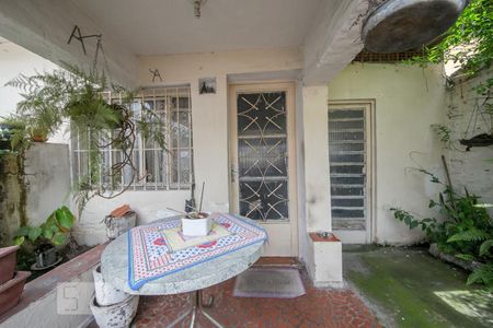 Casa à venda com 150m², 2 quartos e 1 vaga Casa à venda com 150m², 2 quartos e 1 vagaEntrada