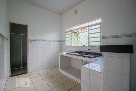 Cozinha de casa para alugar com 1 quarto, 60m² em Santa Rita, São Paulo