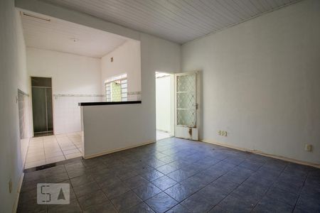 Sala de casa para alugar com 1 quarto, 60m² em Santa Rita, São Paulo