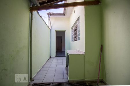 Área de Serviço de casa para alugar com 1 quarto, 60m² em Santa Rita, São Paulo